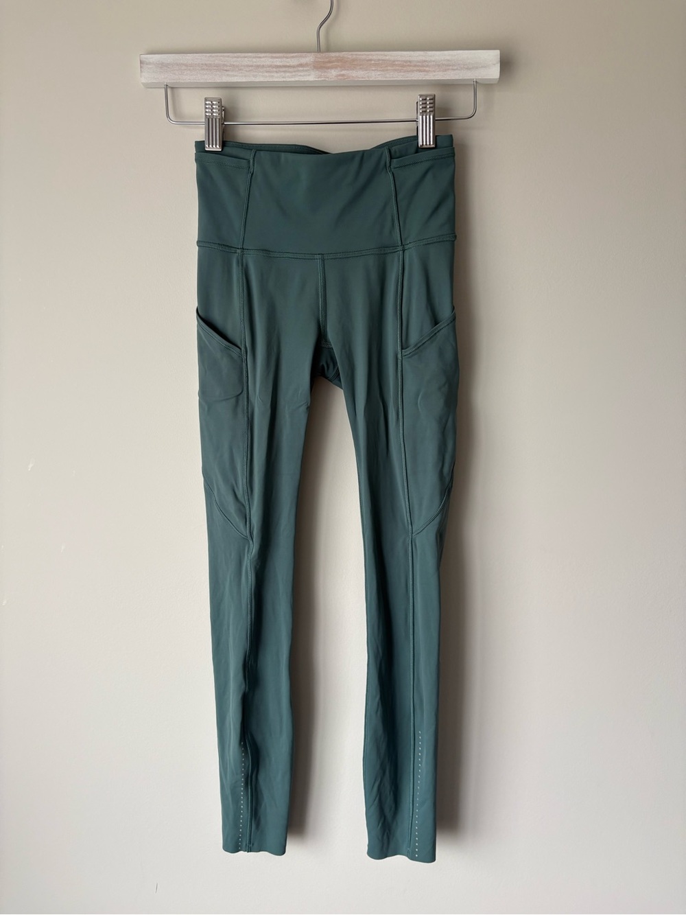 Lululemon Fast & Free II Nulux Leggings Green Smoke Size 0
